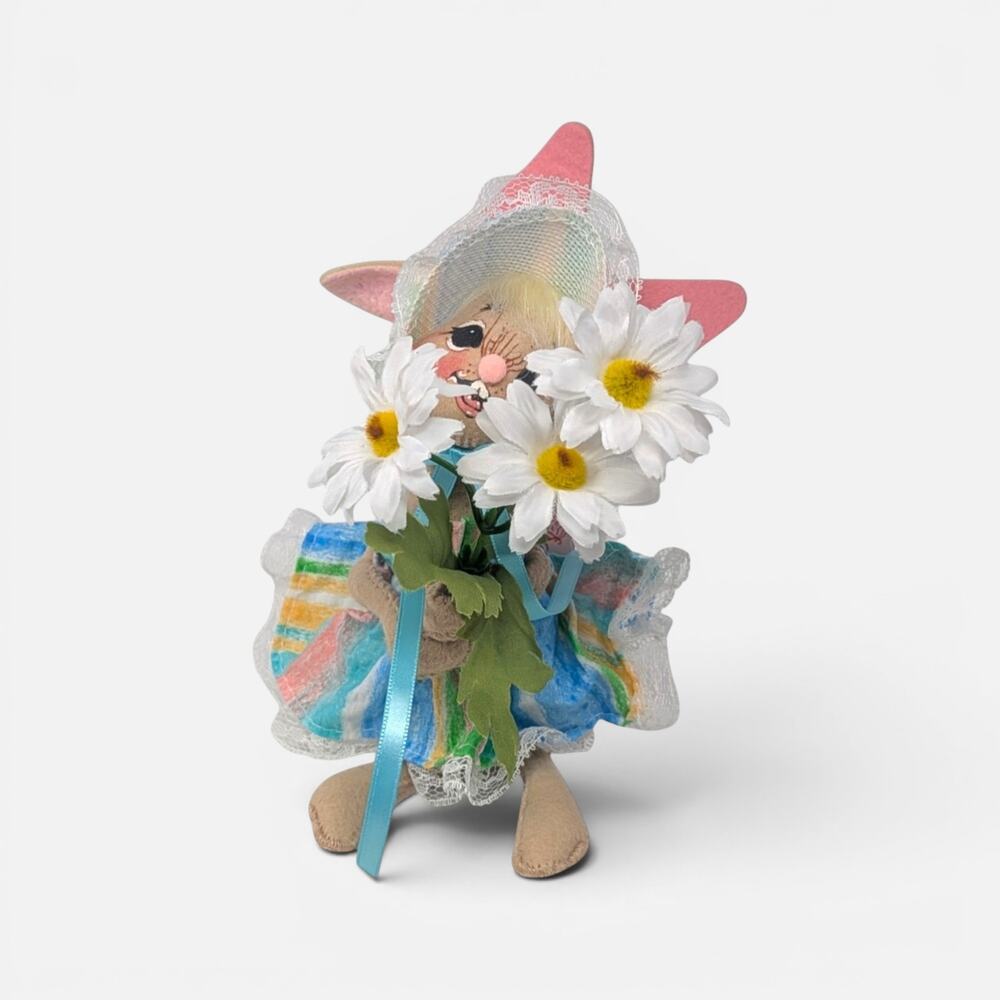 Vintage Annalee Easter Bunny Felt Doll with Daisy Bouquet and Bonnet